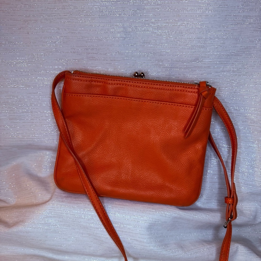 Nine West Orange Crossbody Bag with Sleek Design - Picture 3 of 13